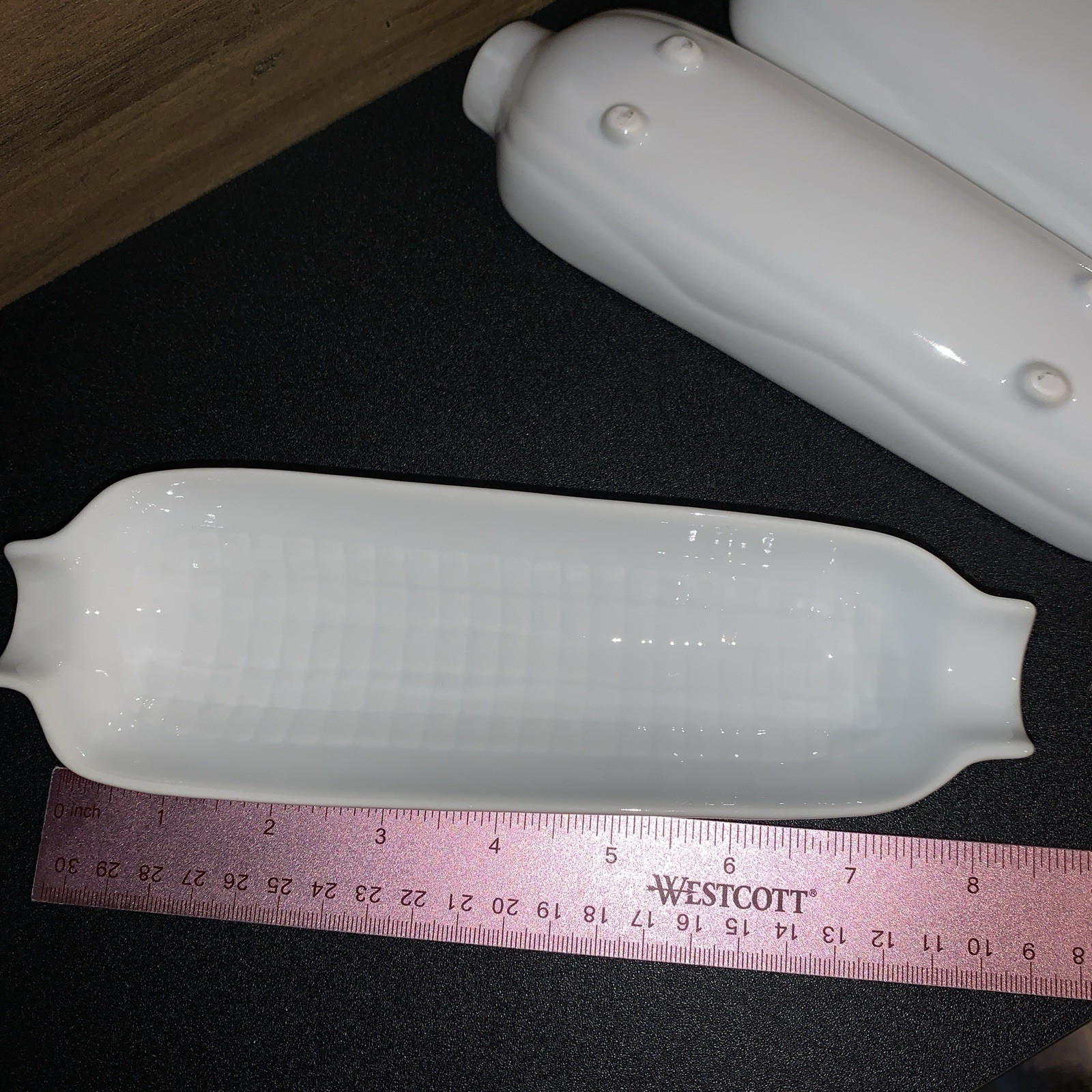 4 Porcelain White Corn Cob Serving Plates Dishes Thanksgiving Holiday Table
