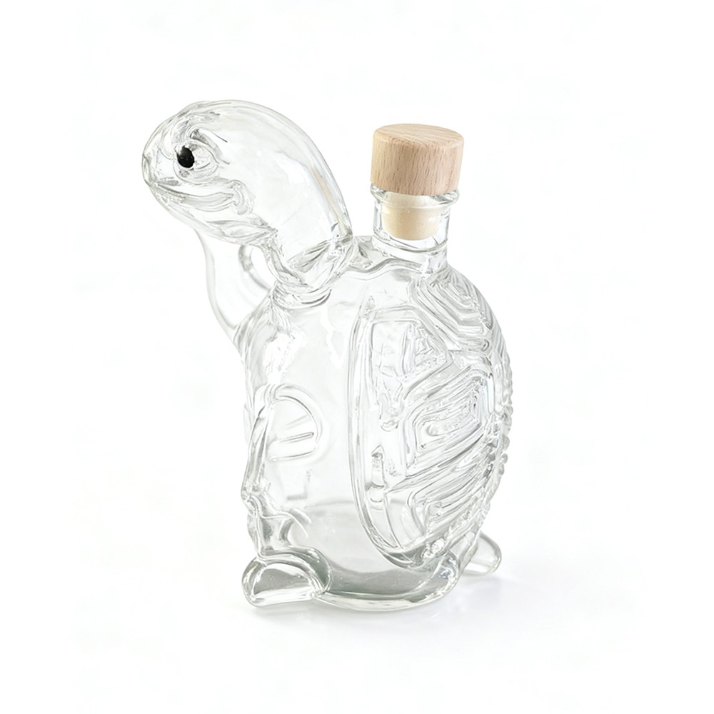 Turtle Whiskey Bottle 2026 – Unique Animal Glass Decanter Gift