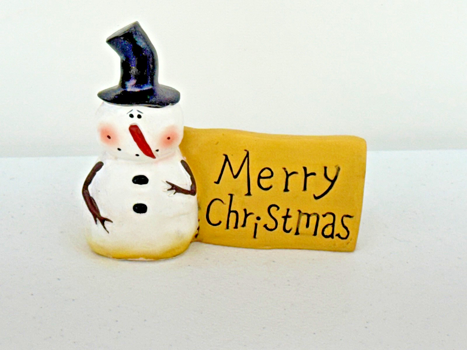WHITE SNOW MAN W/ BLACK TOP HAT FIGURE 5” MERRY CHRISTMAS TABLE DECORATION