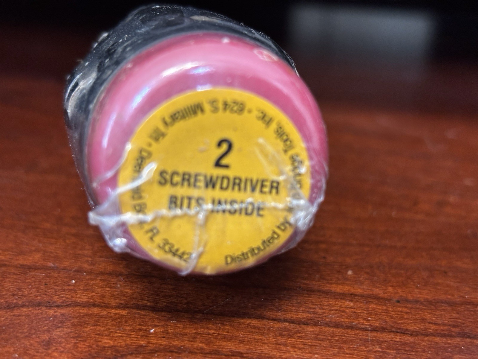 Stubby Ratcheting SD 376342 Screwdriver with Bits-