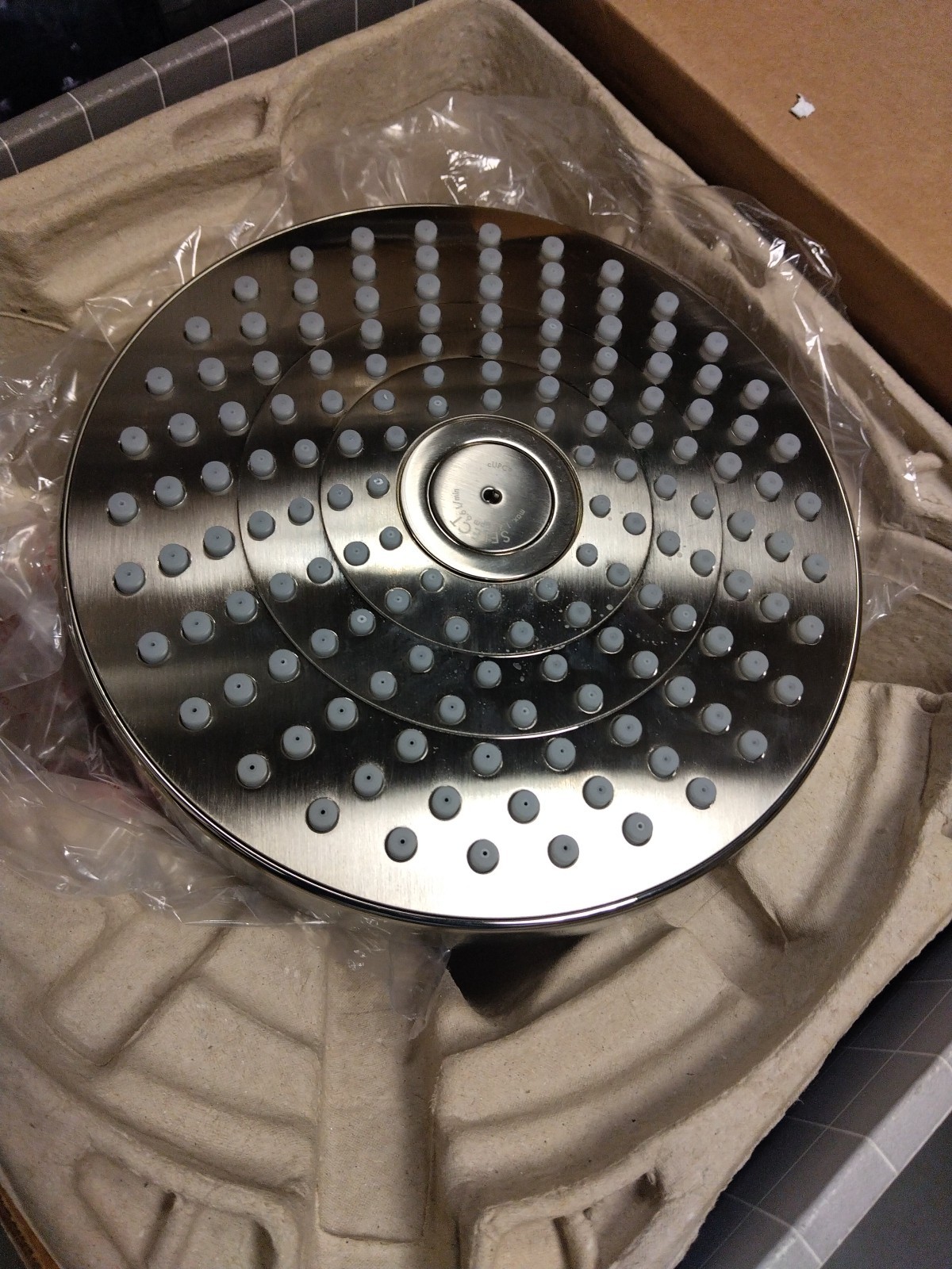 Croma Select S 1.75 GPM Multi-Function Rain Round Shower Head – Limited Lifetime