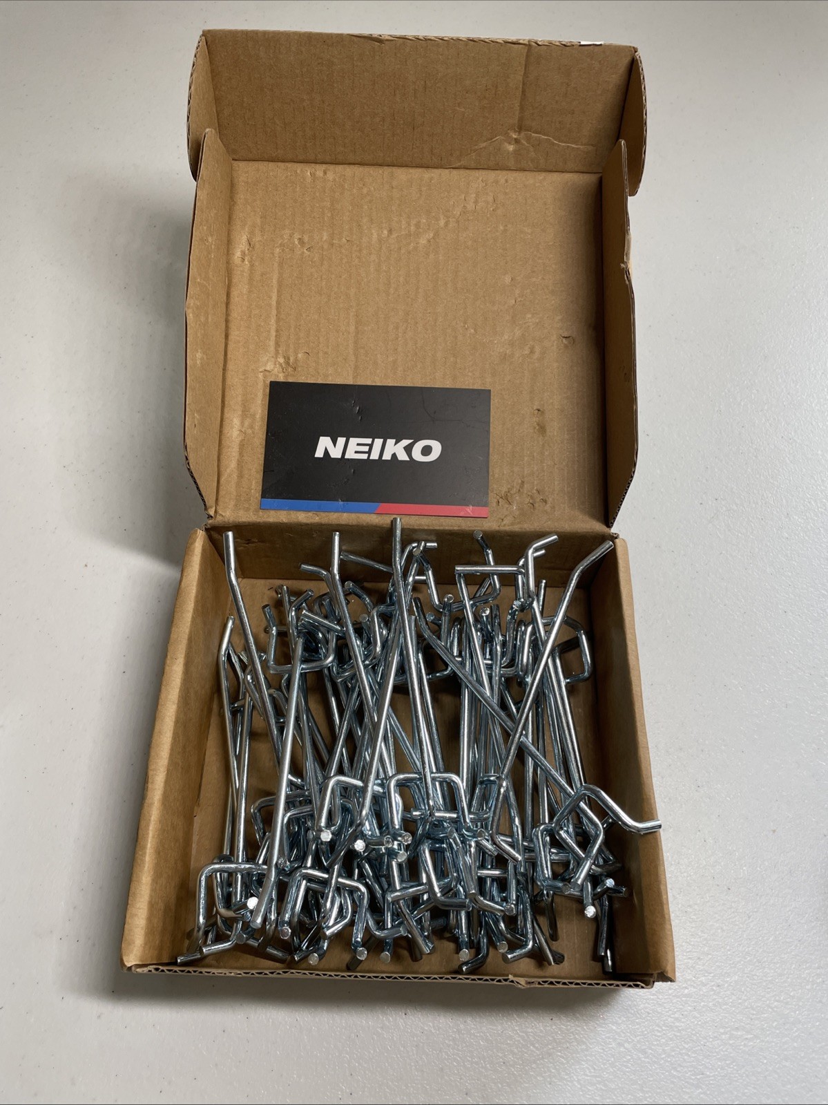 4″ Inch Heavy Duty Pegboard Hooks Kit 40 Pack Workshop Organization