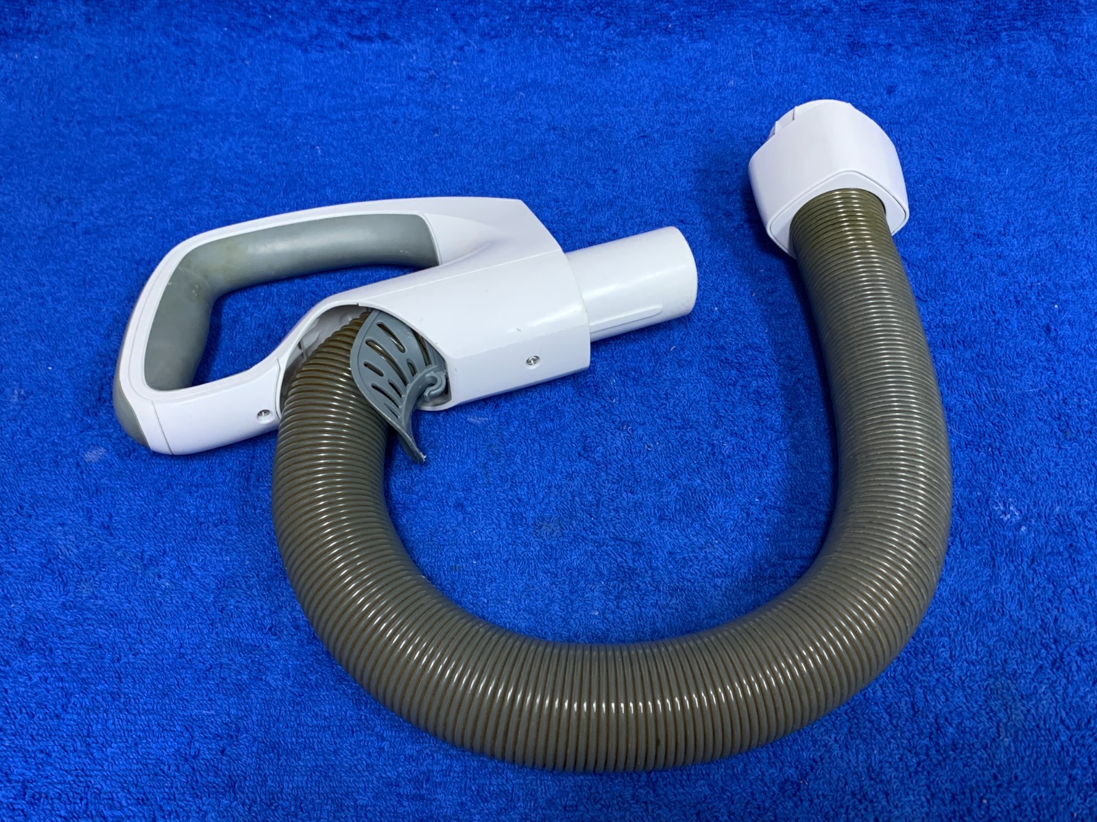 Hoover UH73100 React Vacuum ( Handle / Hose Assembly – White ) , UH73100 UH73201