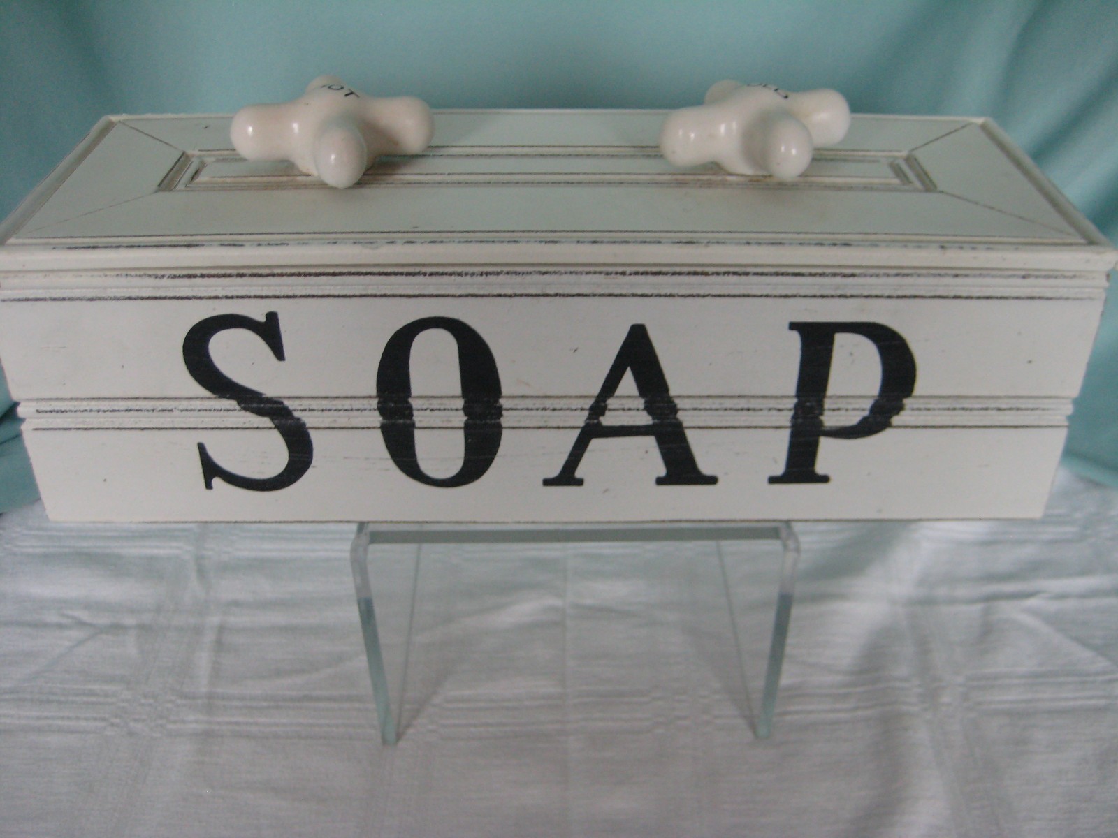 Home Goods Bath Decor Soap Box Storage Faucet Handles on Top white Black