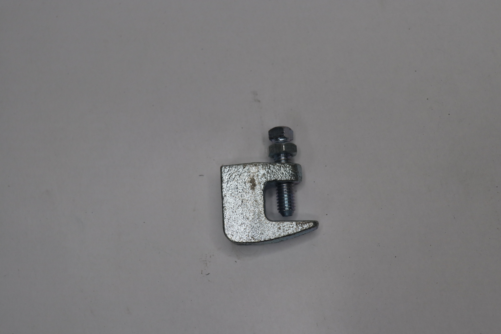Beam Clamp Malleable Iron 1-1/4″ L x 1″ W