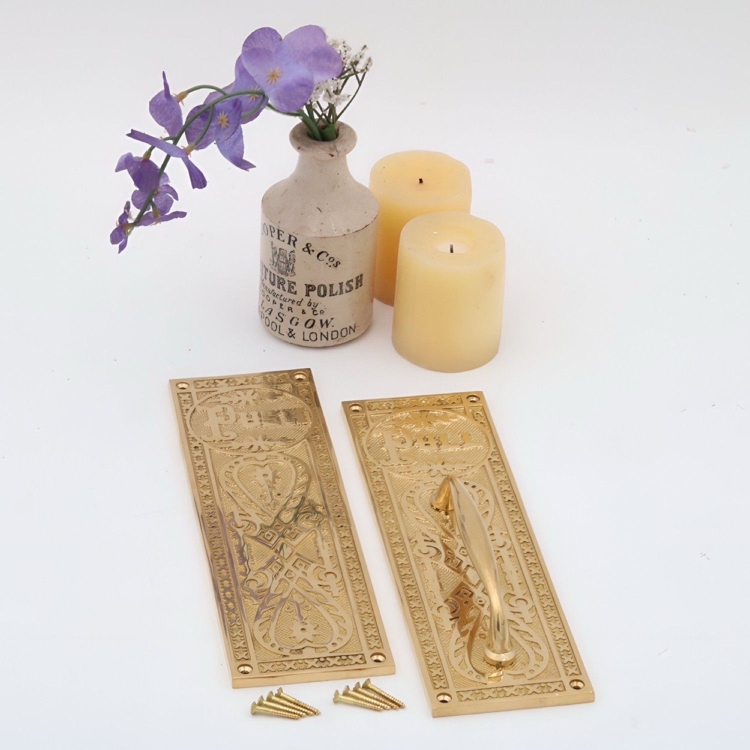 Push and Pull Victorian Door Set with Embossed Brass Design – The Gatsby