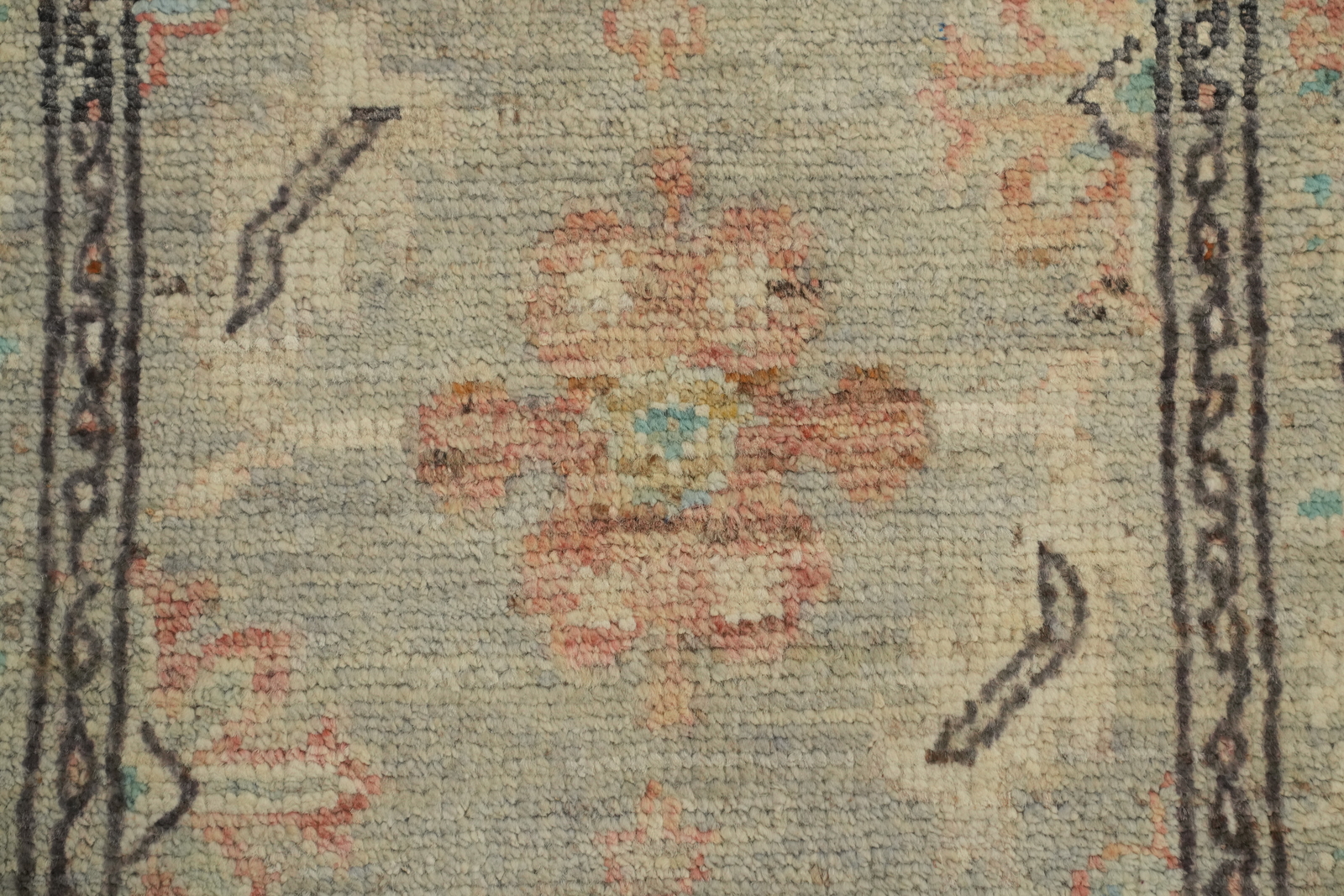 Vegetable Dye All-Over Oushak Wool Handmade Rug 2×3 ft Turkish Carpet