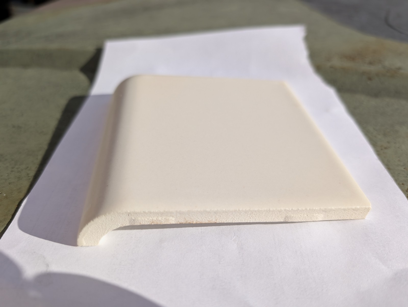 2 pcs American Olean Ceramic Tile Mud 4 1/4″ Bullnose A4402 Matte Almond #87 USA