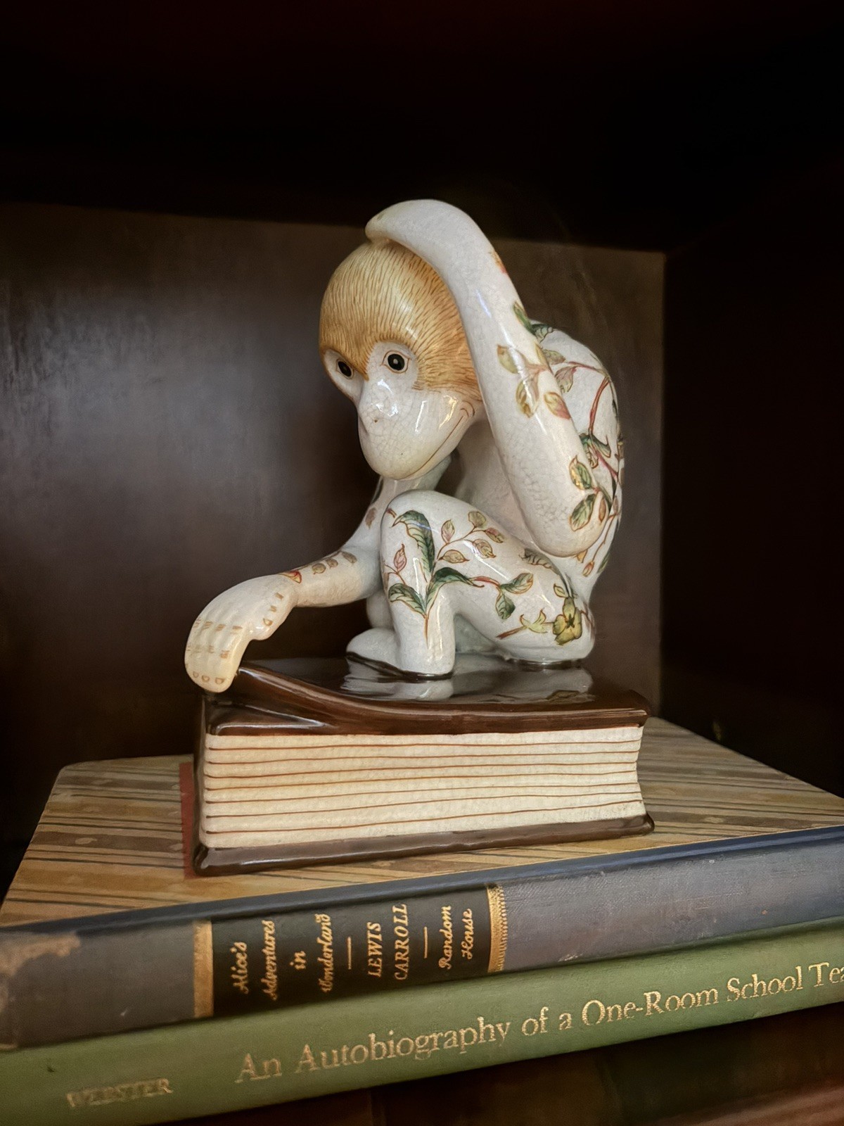 Vintage Hua Rong Tang Zhi Chinoisere Porcelain Thinking Monkey On the Book