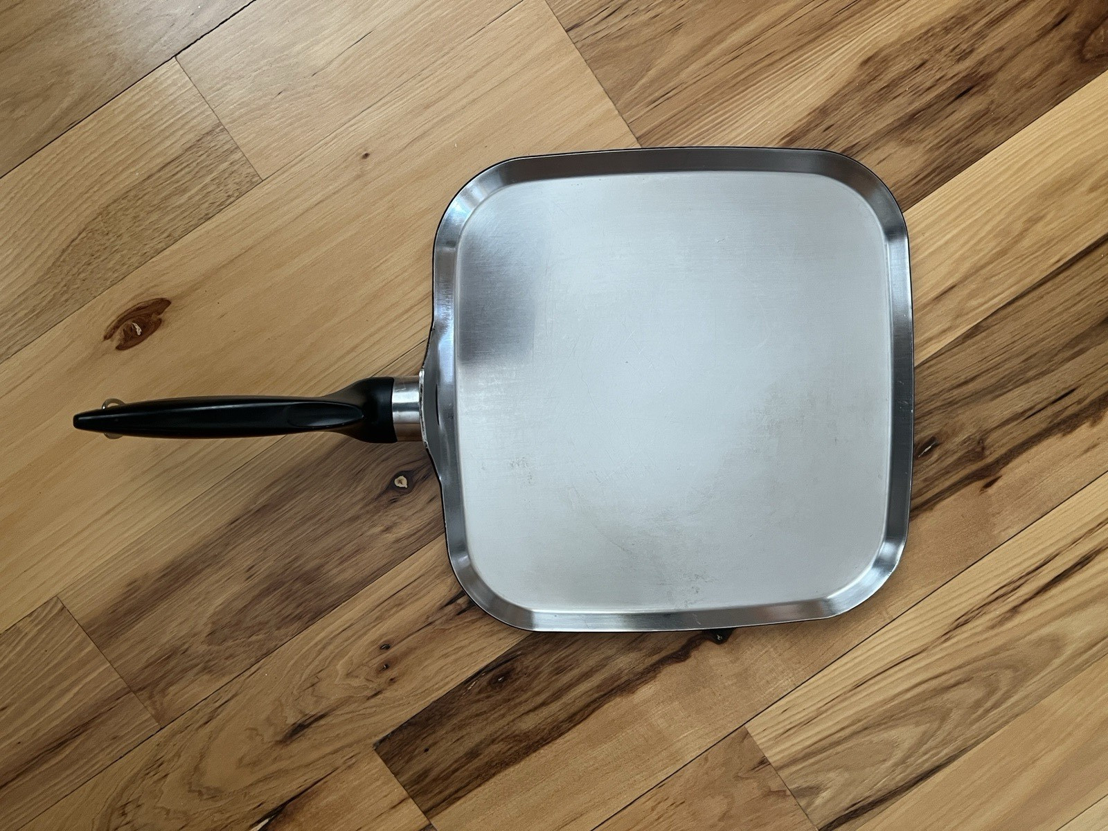 11″ Griddle Stainless Steel Square Flat Grill Skillet Fry Pan – Doesn’t Sit Flat