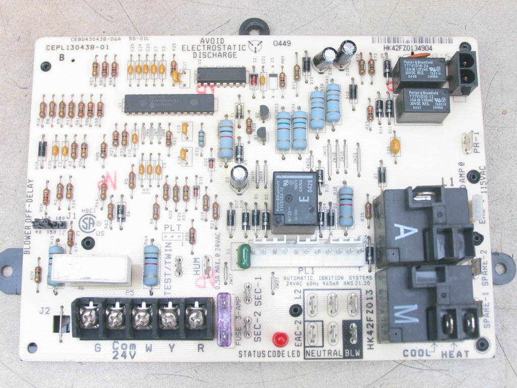 Carrier Bryant CEPL130438-01 Furnace Control Circuit Board HK42FZ013