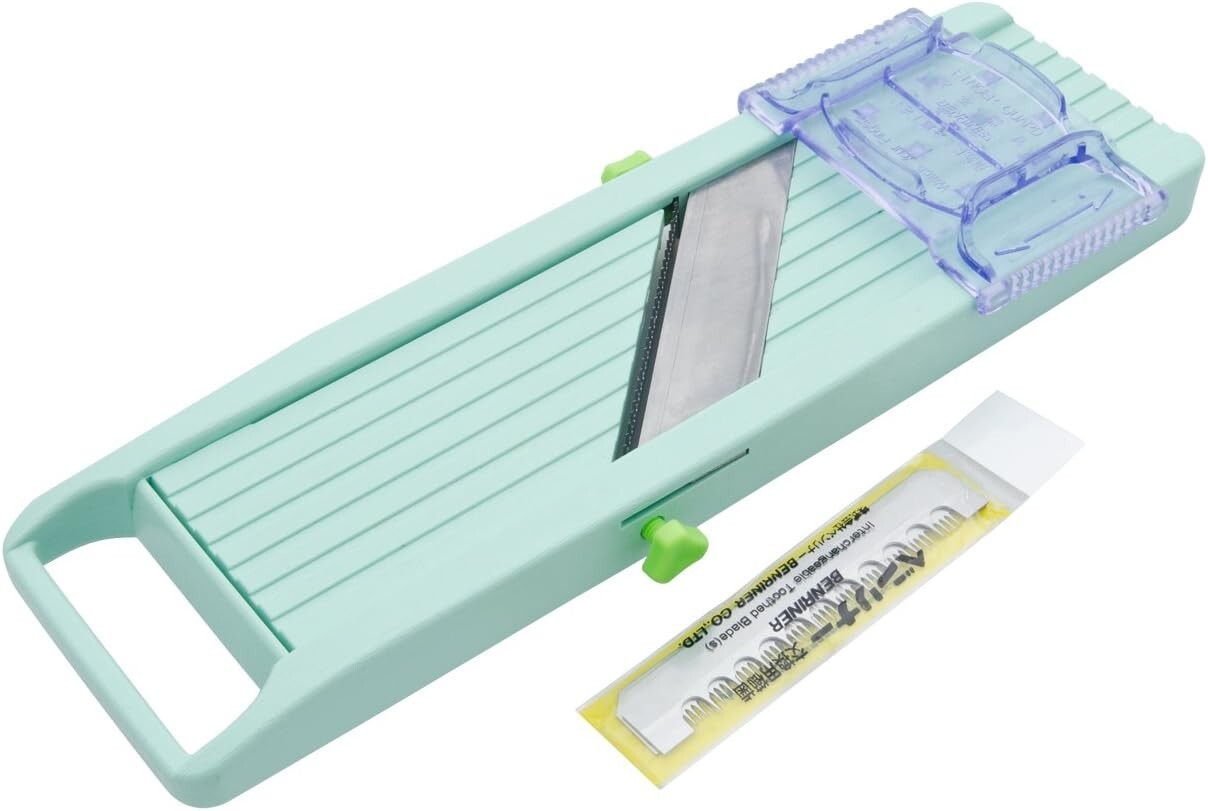 Benriner Japanese Vegetable Slicer, Old Version- Green