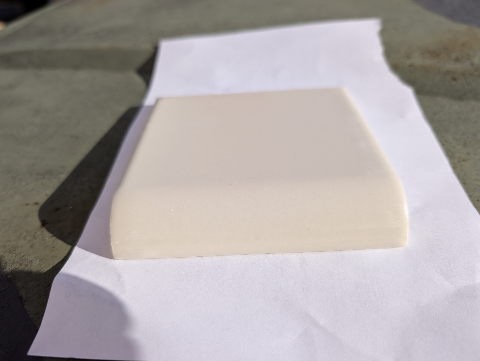 2 pcs American Olean Ceramic Tile Mud 4 1/4″ Bullnose A4402 Matte Almond #87 USA