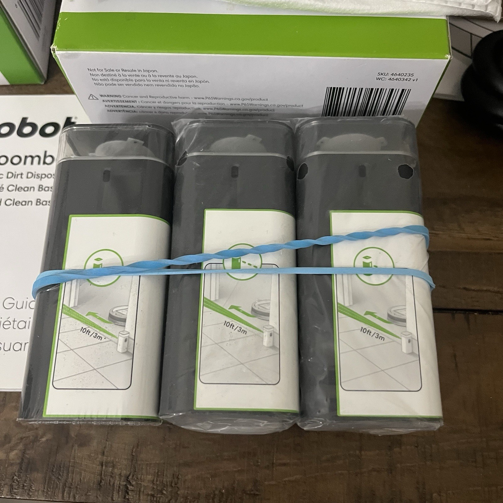 iRobot Roomba i3 Replenish Items: Brushes, Dust Filters, Power Plug, Bags,