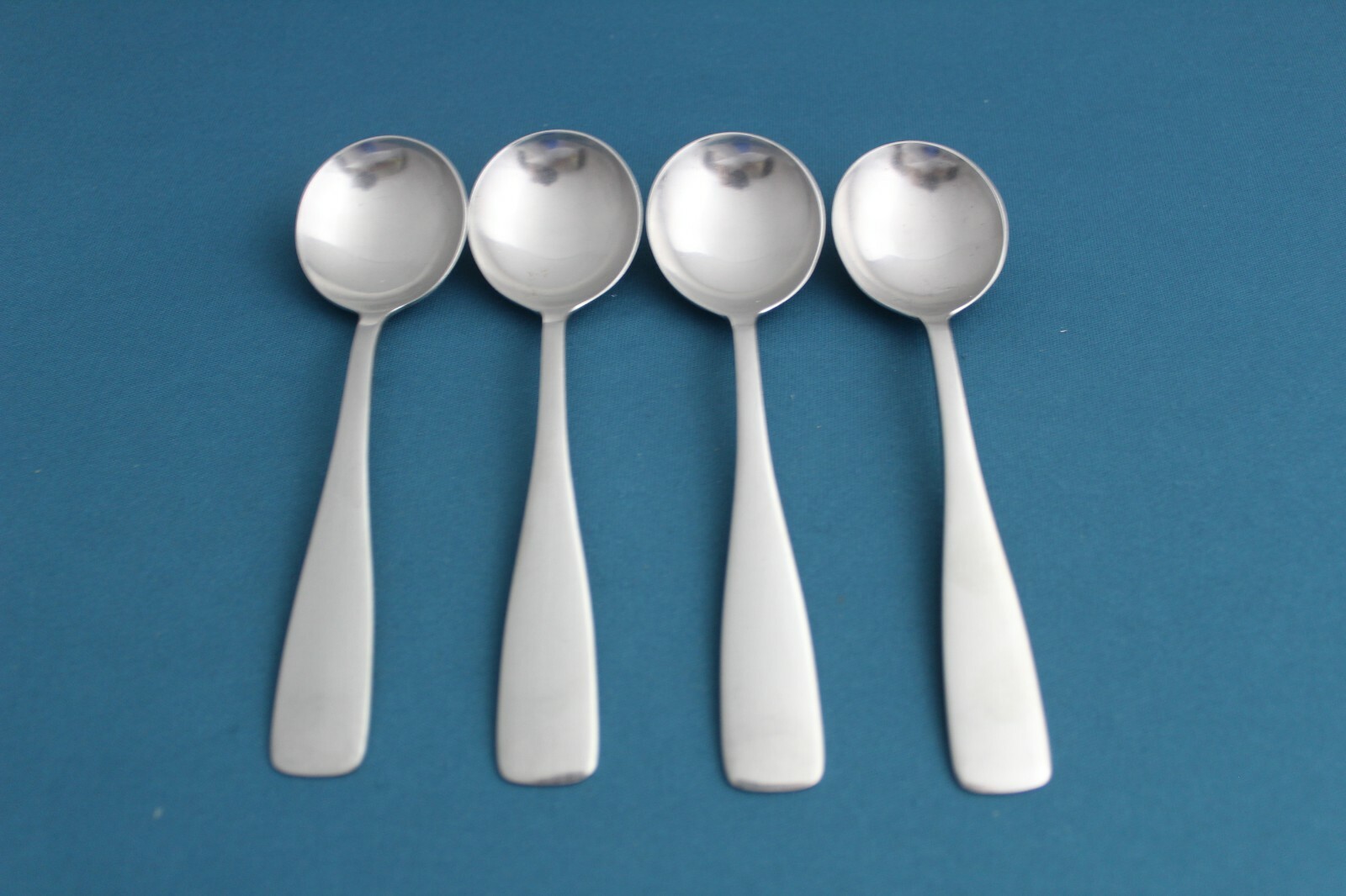 Bogelund Jensen Centa / BGJ1 Round Bowl Teaspoons (Set of 4) Satin 5 1/4″