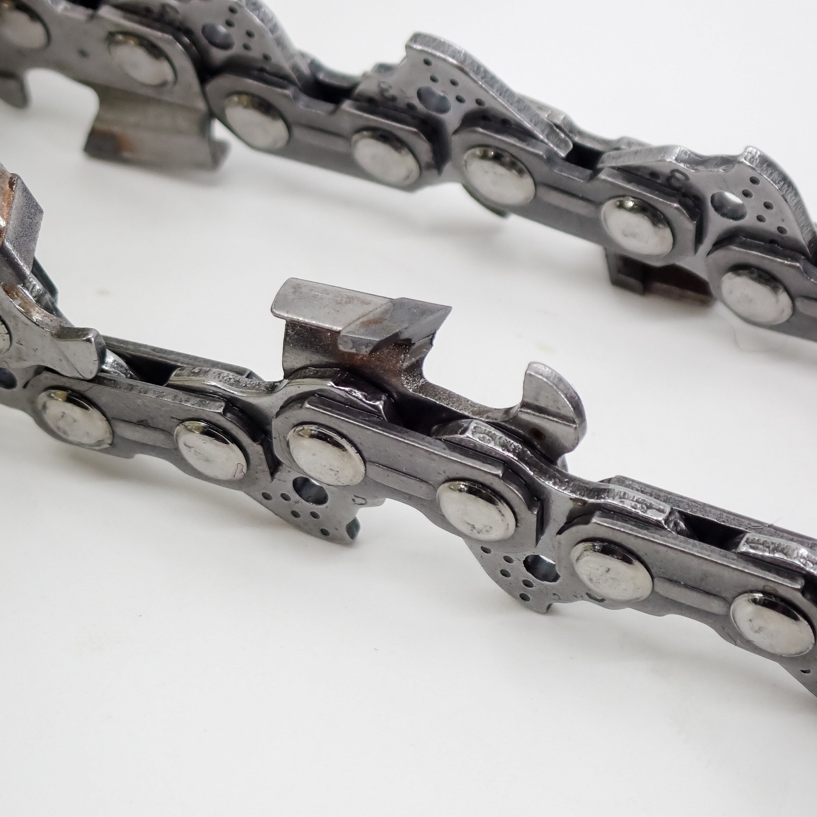 FORESTER FULL OR SEMI CHISEL CARBIDE INSERT CHAINSAW CHAIN