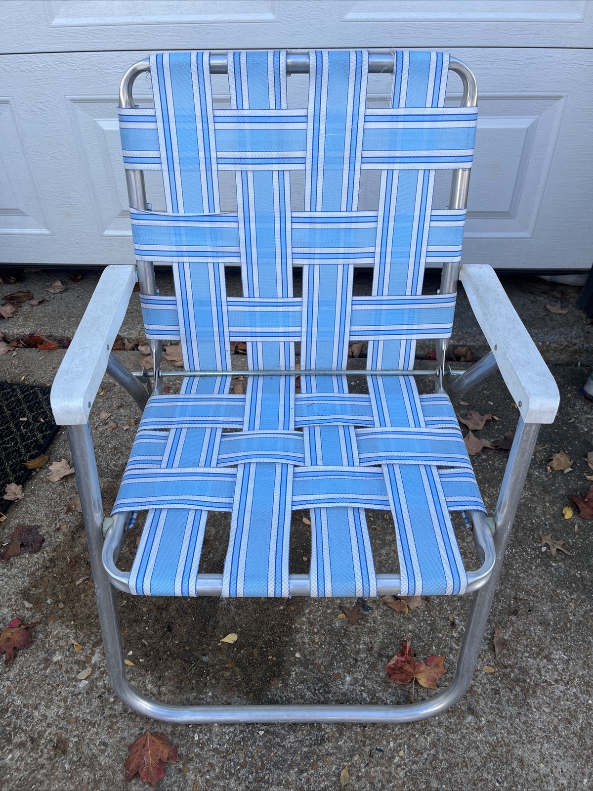 Vtg Sunbeam Aluminum Webbed Lawn Chair Plastic Arm Rests Patio Tailgating Chair