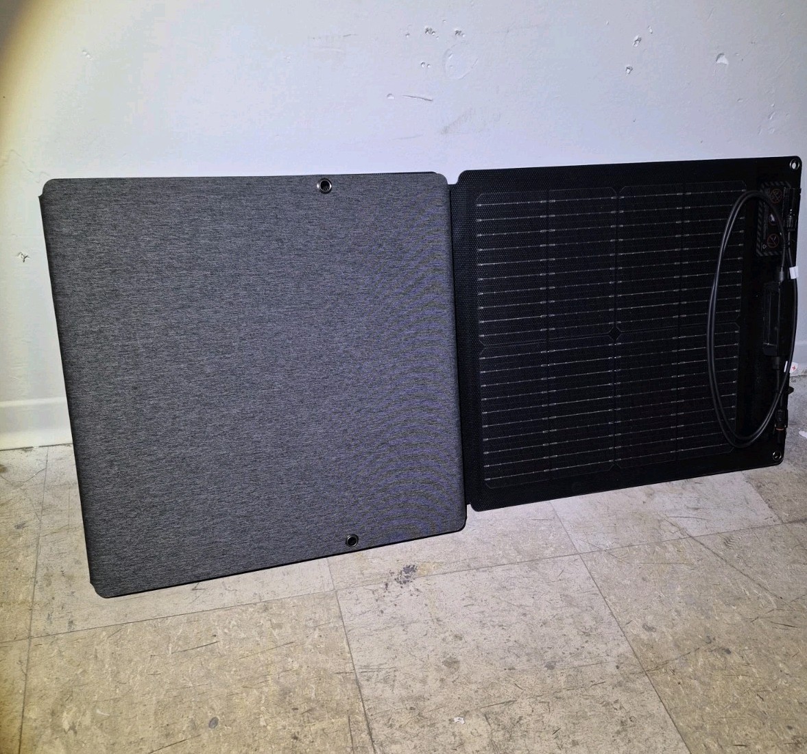 EcoFlow 110W Portable Solar Panel Foldable – Open Box Item