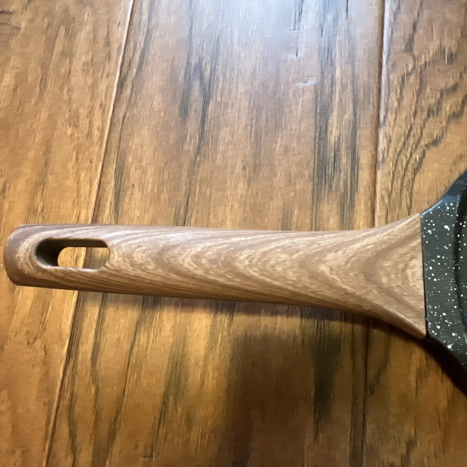 Eslite Life Granite Coated Induction Base Crepe Pan Comal 9.5 “