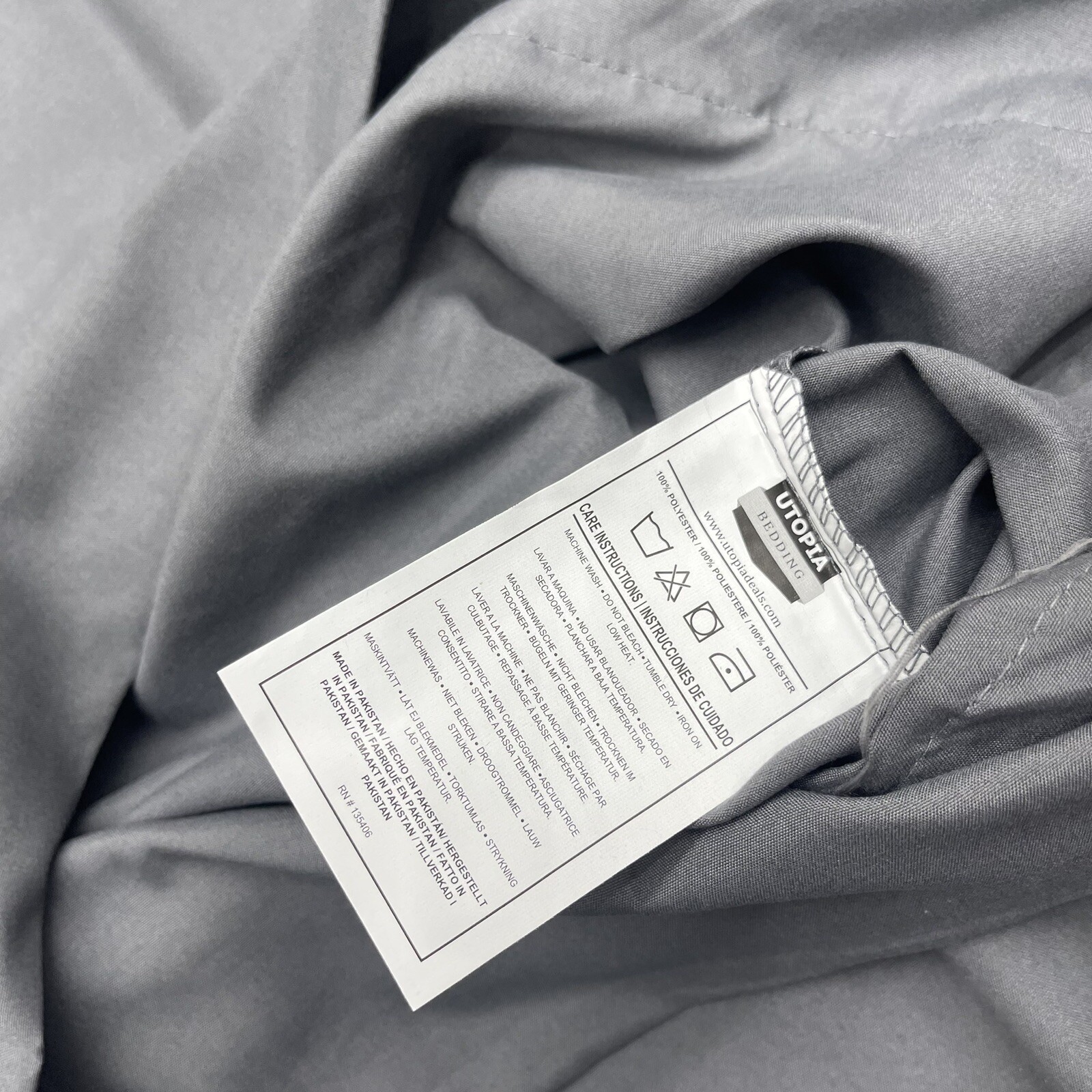 Utopia Gray 4 Pack Standard Queen Pillowcases 20×26 In
