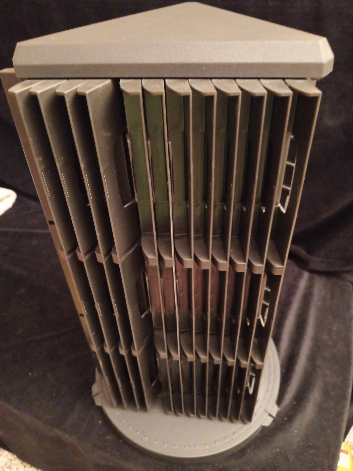 Triangular Cd Media Storage 17.5″ Holds 108