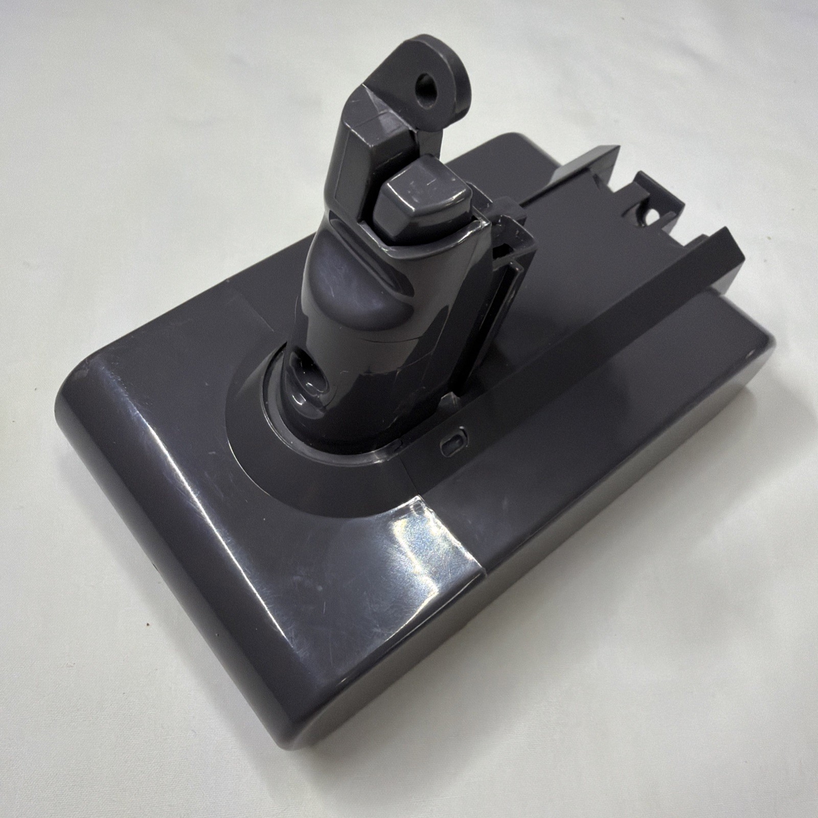 8000mAh V6 Battery For Dyson V6 DC58 Vacuum Cleaner NOT OEM