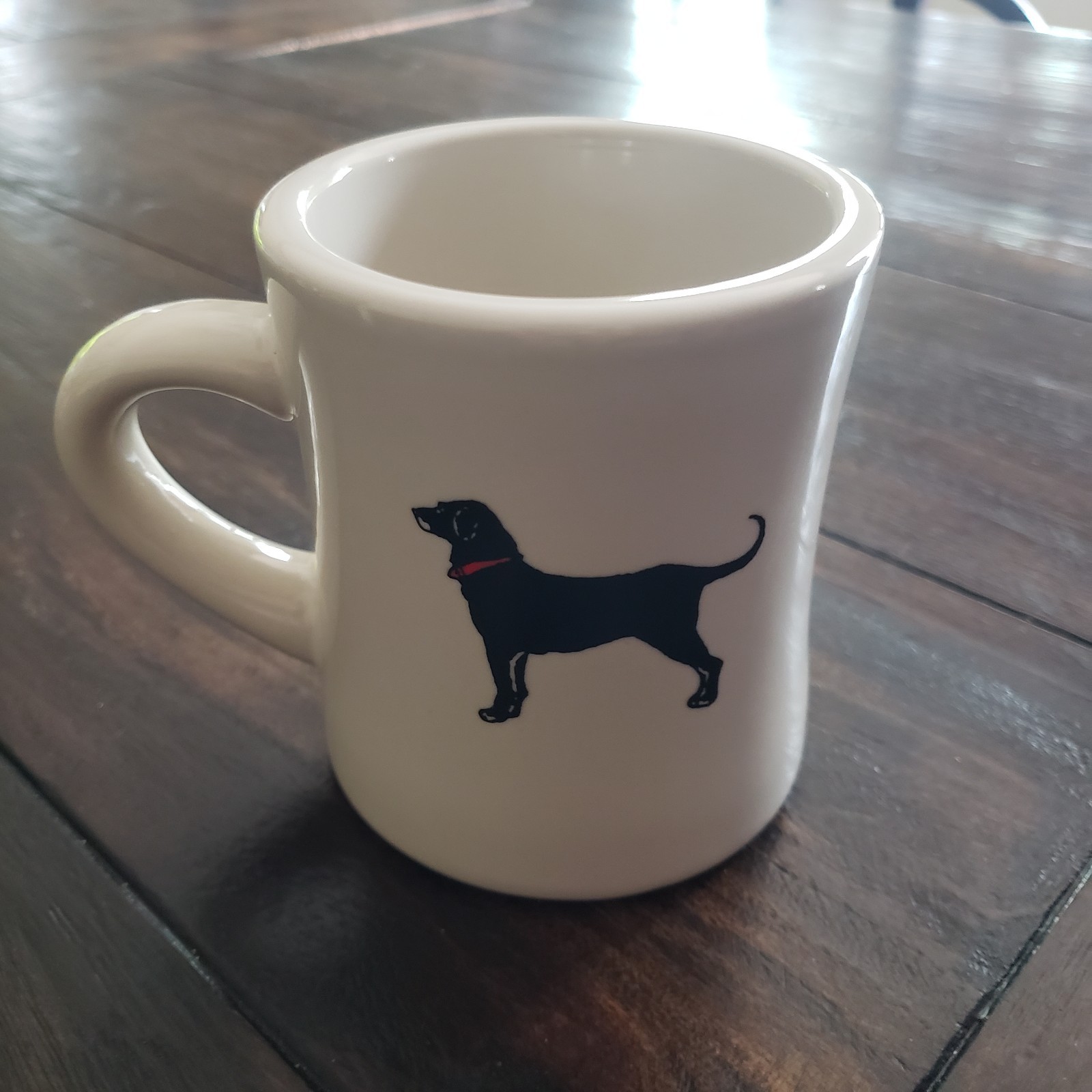 THE BLACK DOG Tavern Coffee Mug Newport, RI Rhode Island New England Ceramic