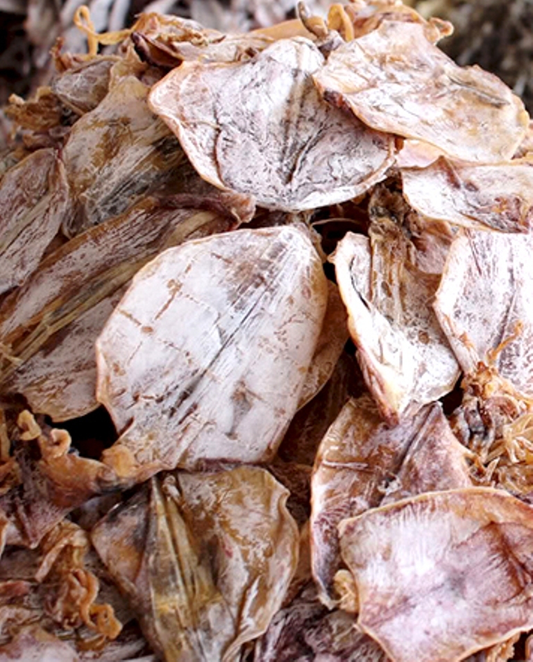 10Pcs+ (5oz) Small /12pcs+(6 oz) Medium Organic Dried Whole Squid 3″ – 5″