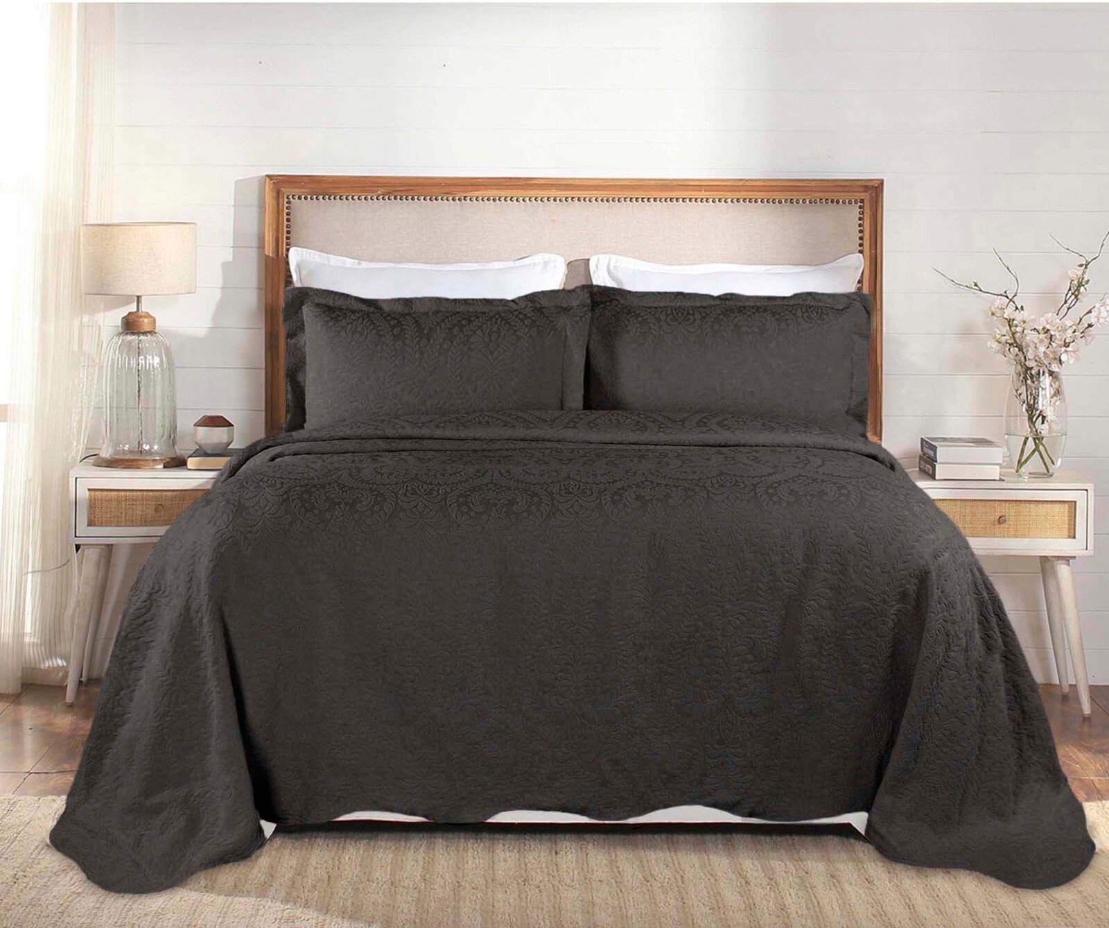 Aspen Cotton Blend Jacquard Woven Floral Breathable Bedspread & Pillow Sham Set