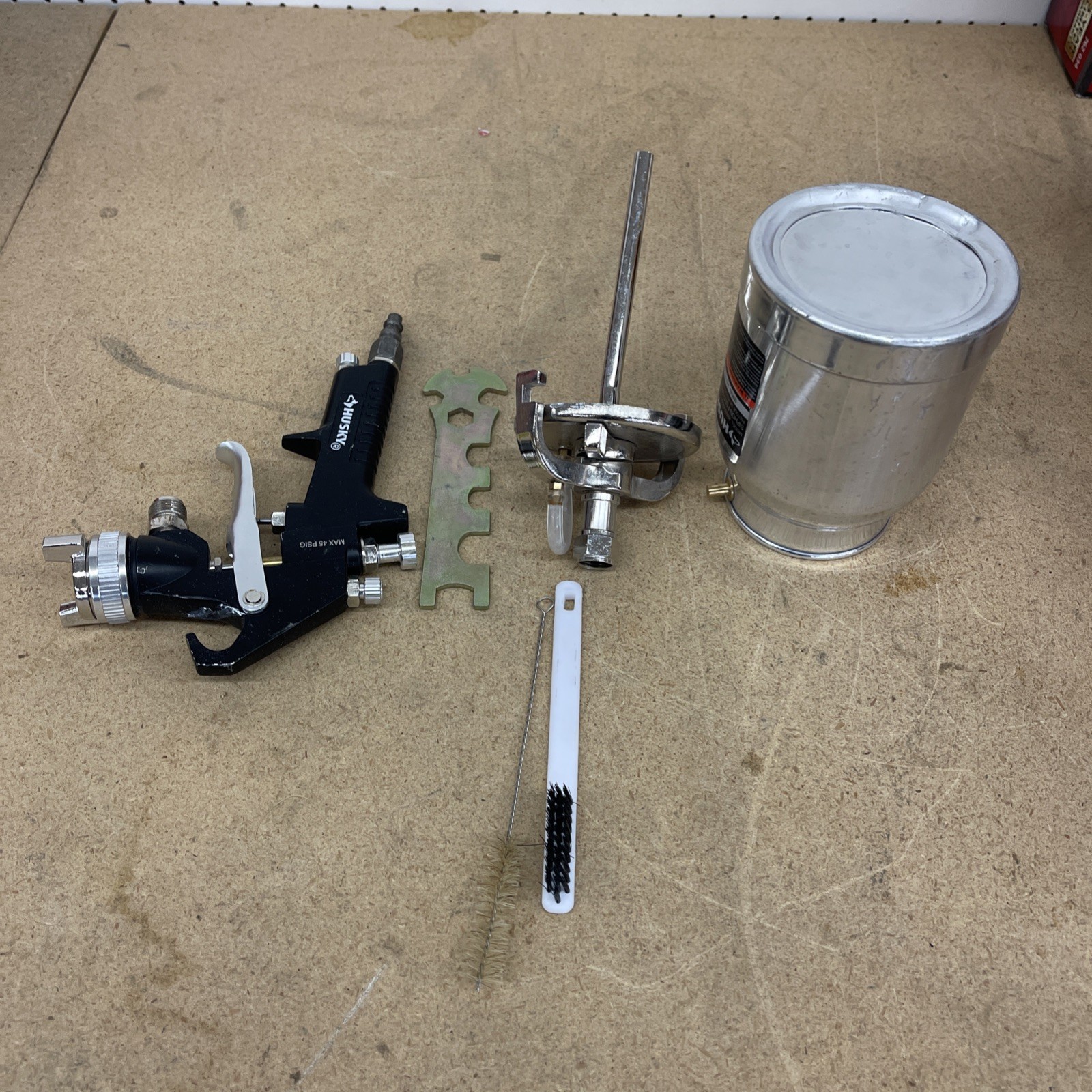 Husky Siphon Feed Spray Gun