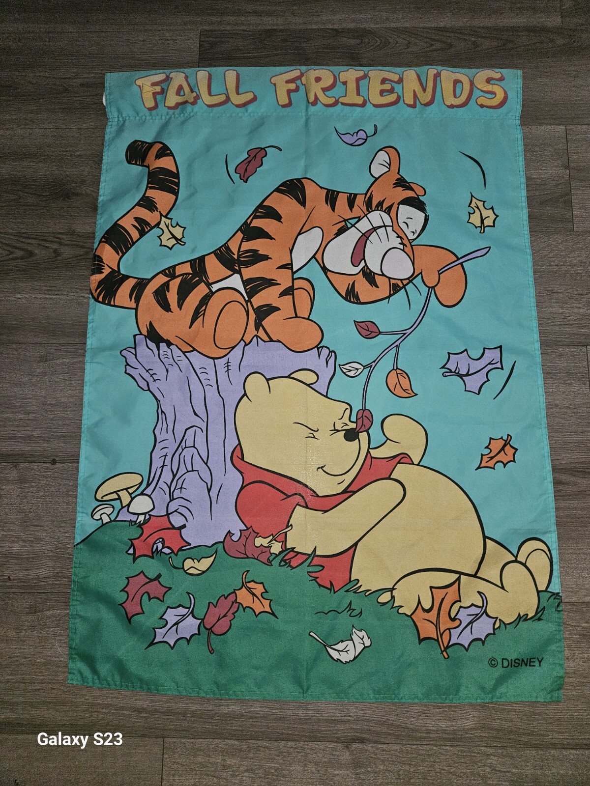 Winnie the Pooh & Tigger Fall Friends Vintage 2000 Double Sided Flag 29 x 40