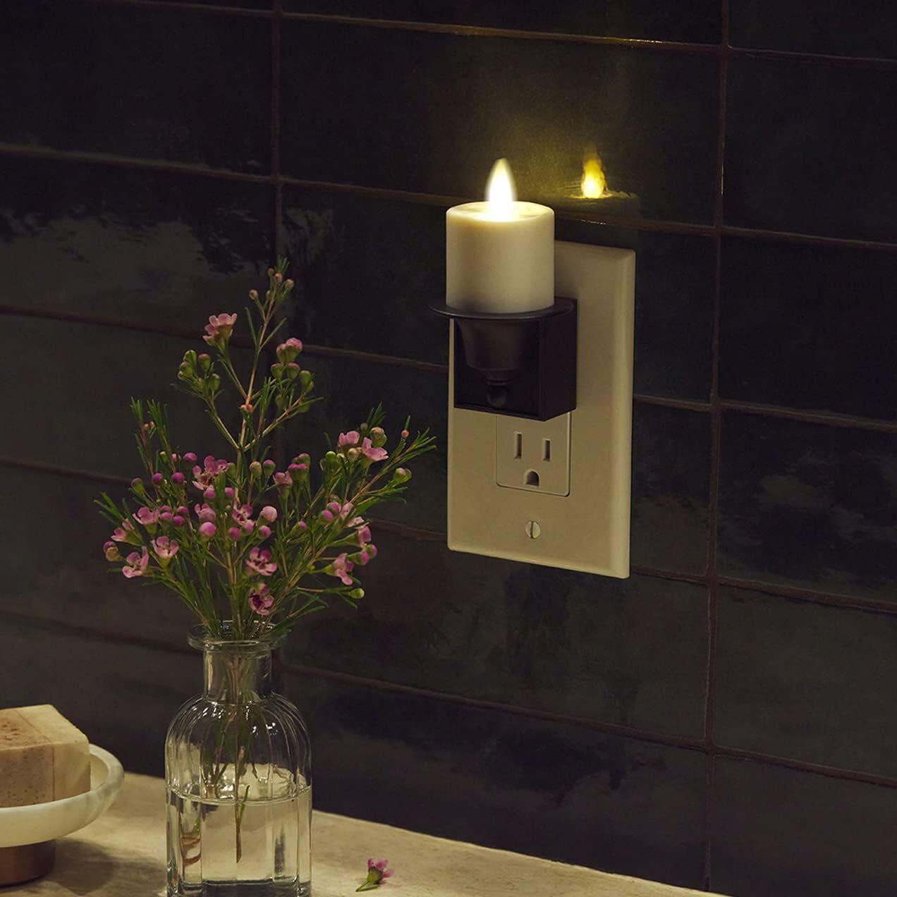 Flameless Candle Night Light – Real Flame Effect – Auto On/Off ，0.3Pounds(Black)