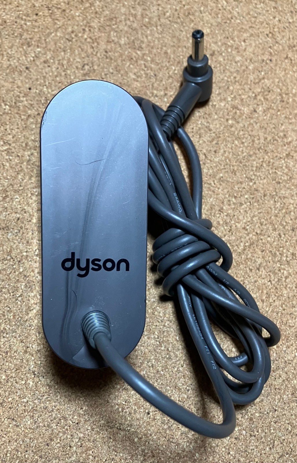 Dyson V8 SV25 Cordless Vacuum Cleaner_210826-03_Charger_AC Adapter_Power Supply