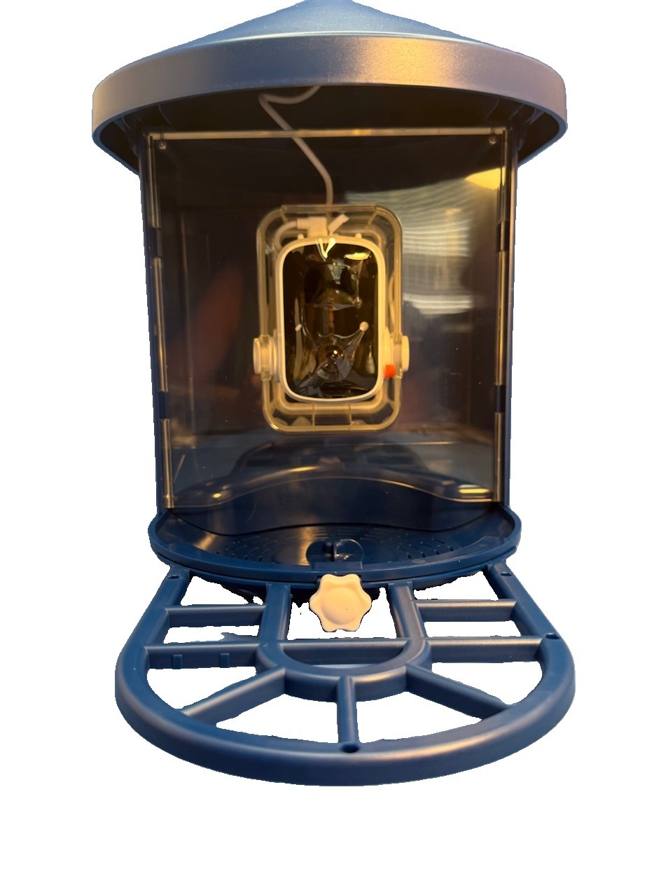 New Smart Bird Feeder Camera Solar Panel Peck Cam Birdwatchers AI Identification