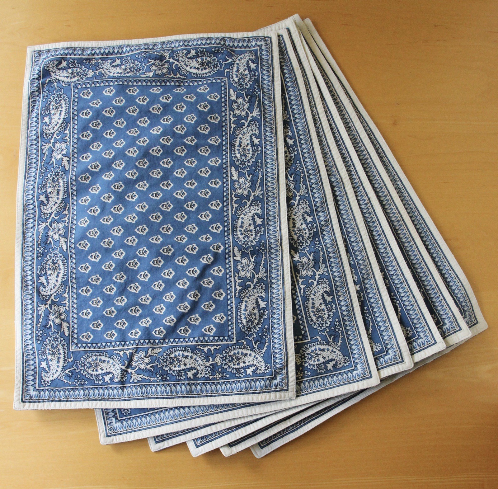 Williams Sonoma Quilted Placemats Blue White Marseille French Country Set 6