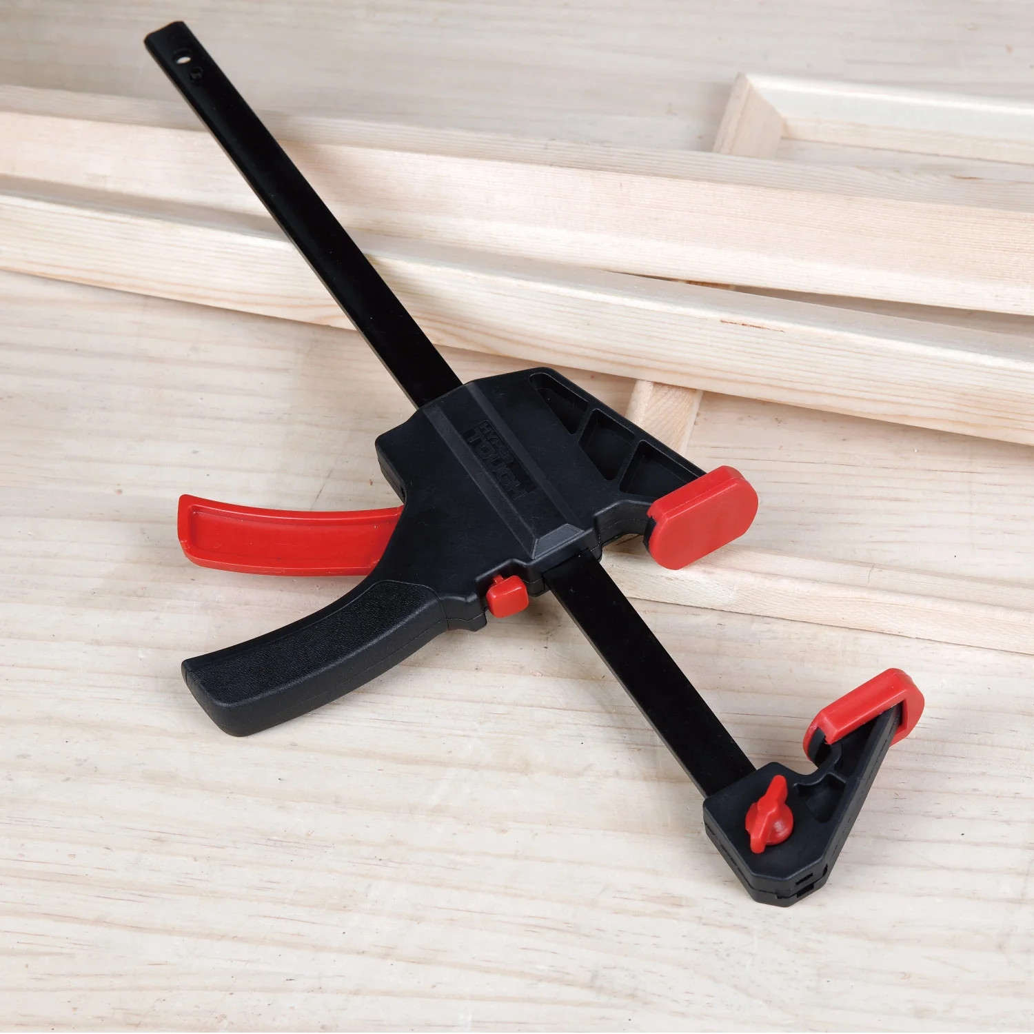 Hyper Tough 12 Inch Trigger Ratcheting Bar Clamp and Spreader