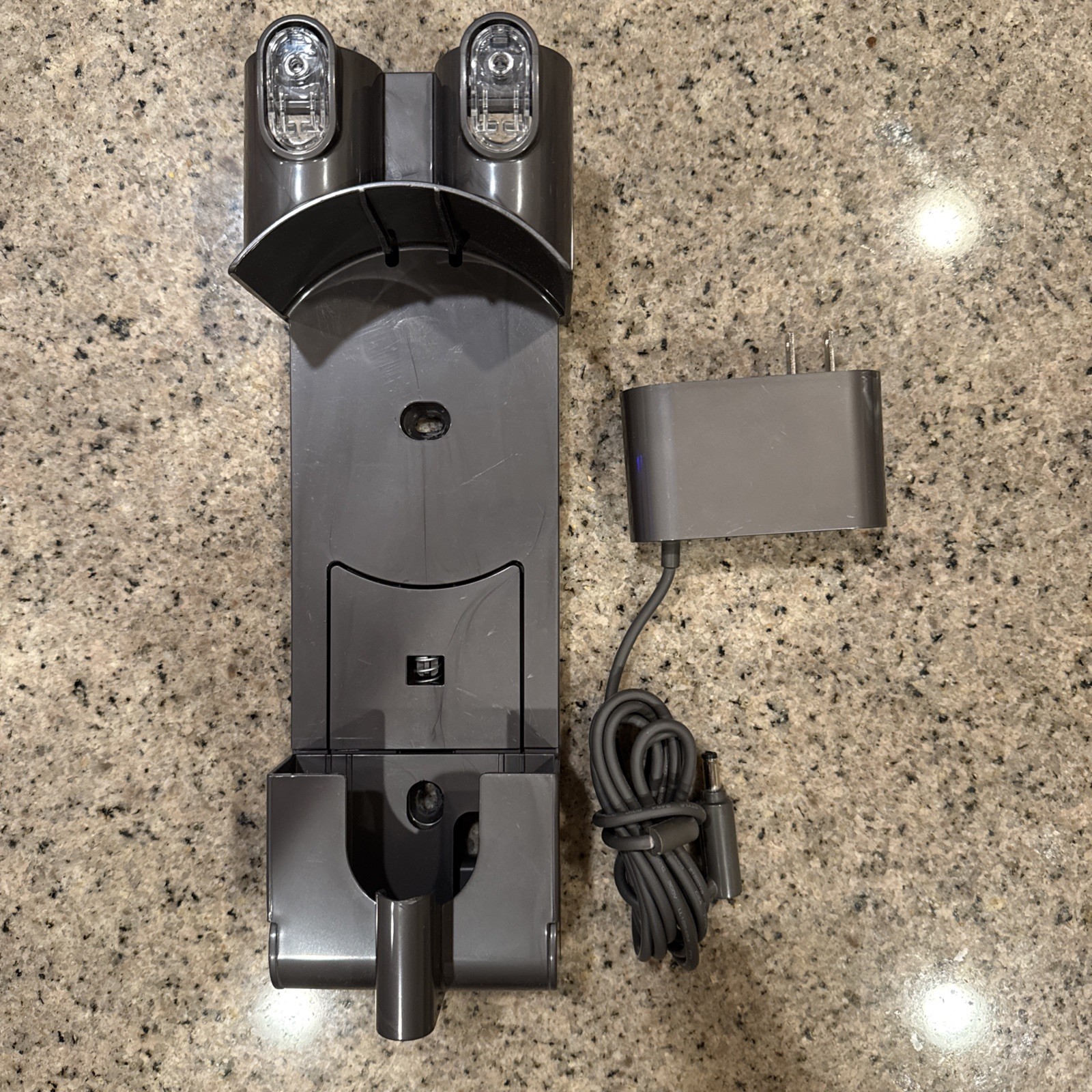 Genuine Dyson V6 V7 V8 Wall Mount Dock (T103241) & Charger (205720-02) 26.1V OEM