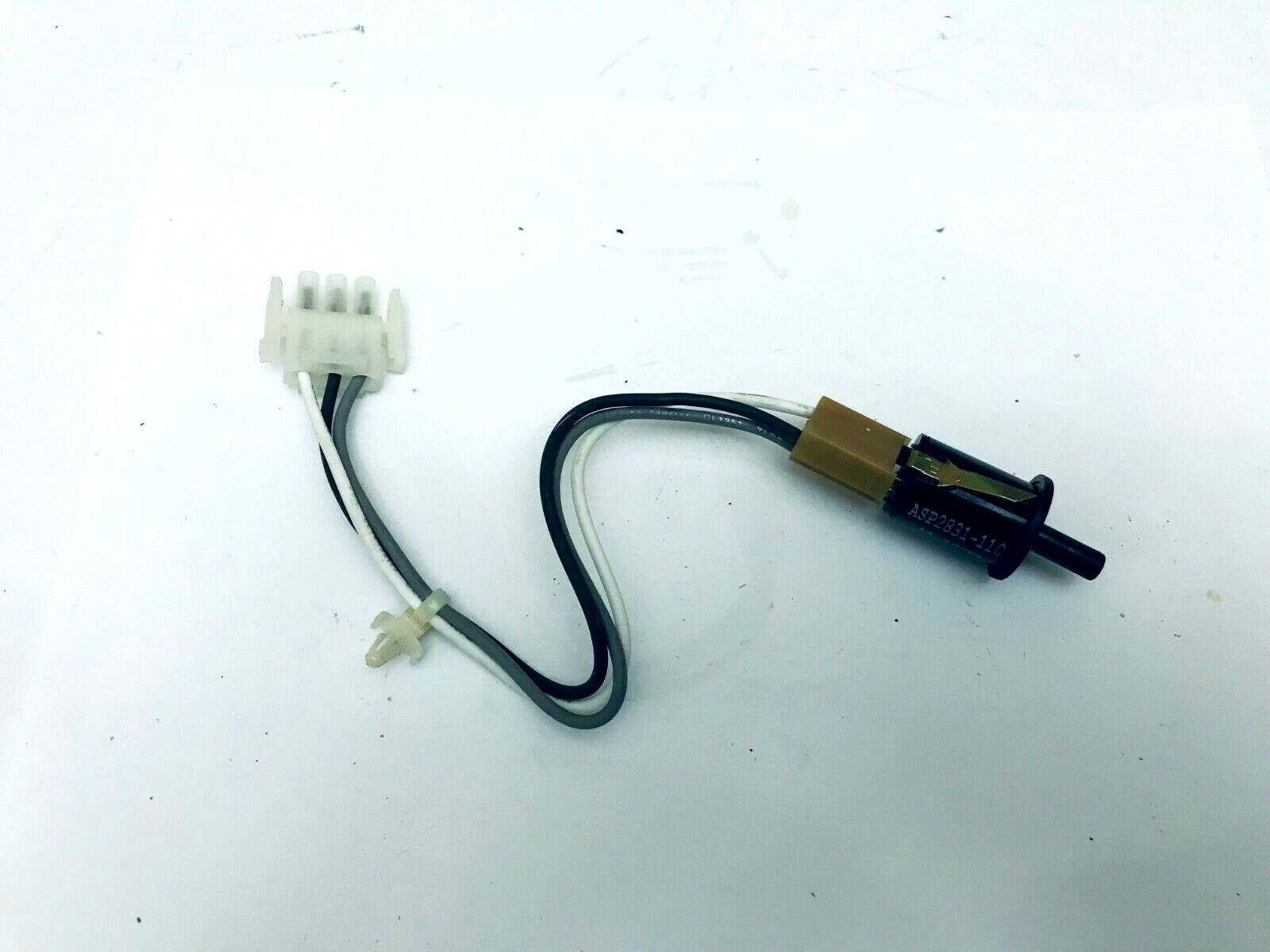GE Single Oven Model JTP15W0A2WW Door Switch