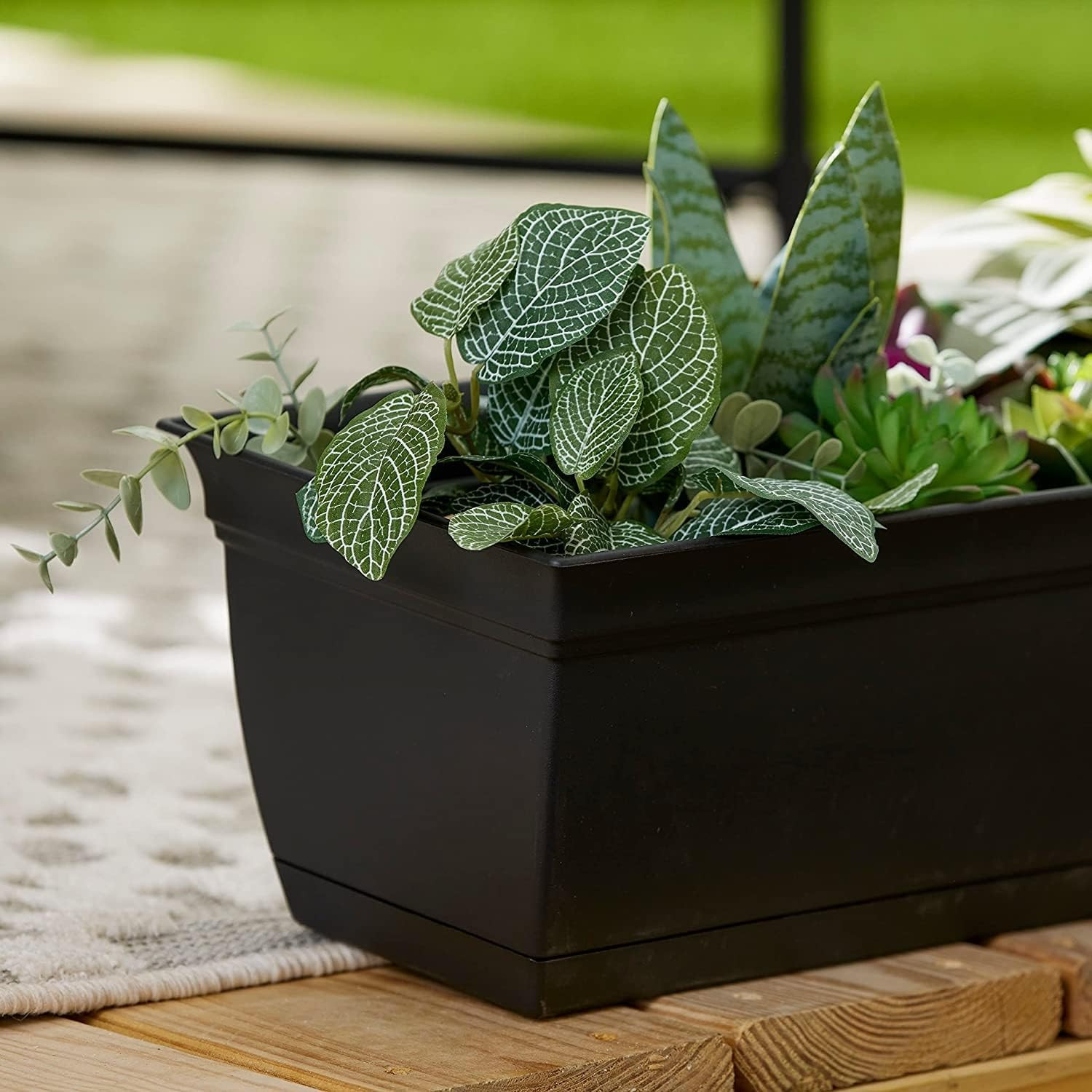 The HC Companies 24″ Eclipse Plastic Window Box 7.76″X24″X6.57″ in Black Color