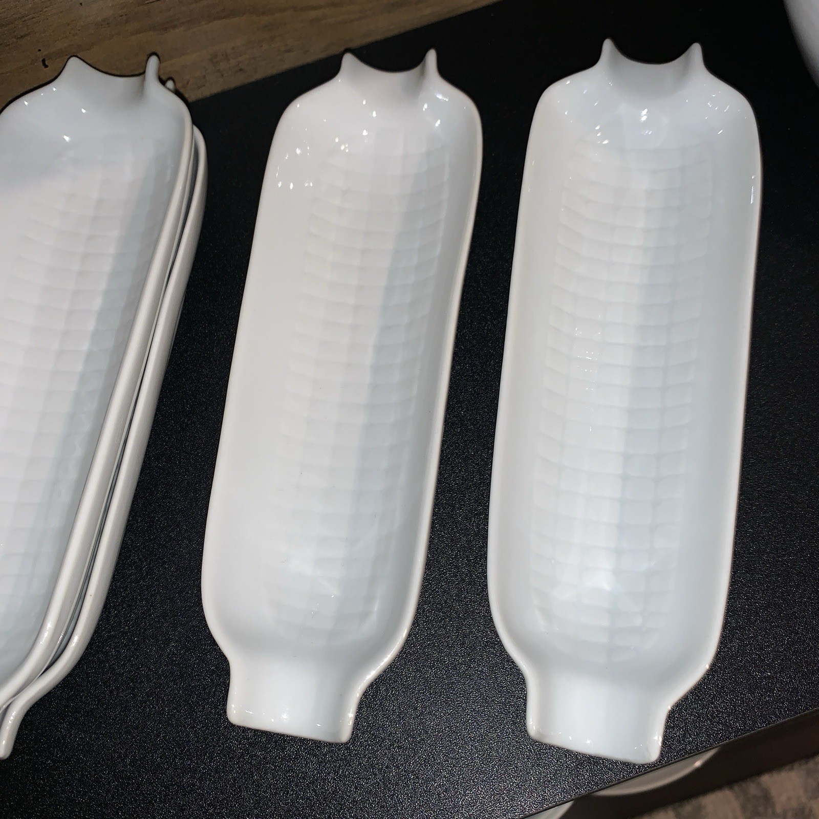 4 Porcelain White Corn Cob Serving Plates Dishes Thanksgiving Holiday Table