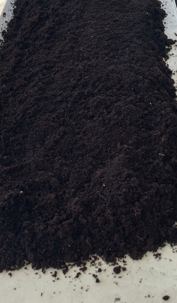3 lbs Worm Castings – Organic fertilizer, baby worms/cocoons included, No Filler
