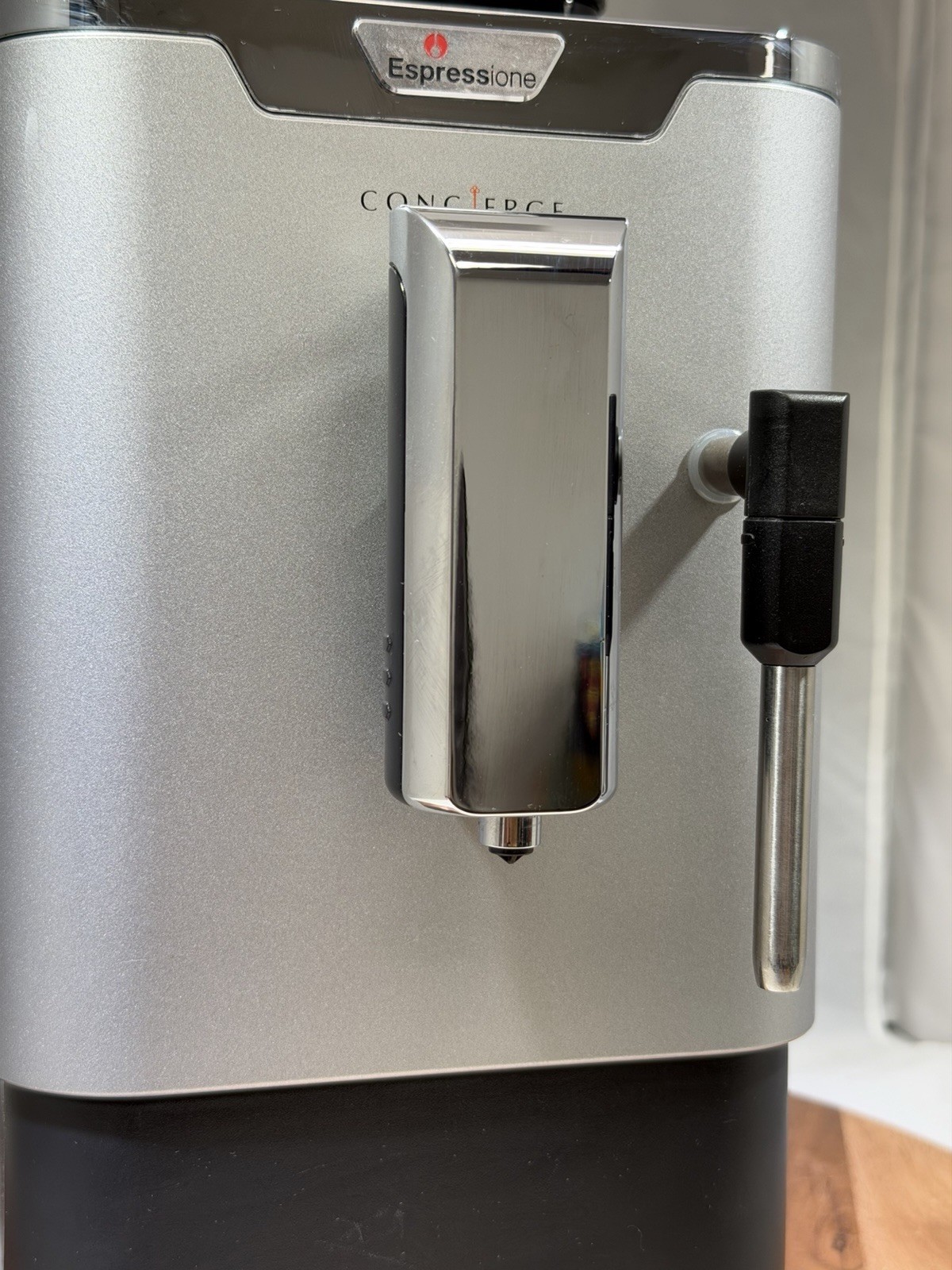 Espressione 8212S Espresso Machine with Milk Frother – Silver/Chrome –