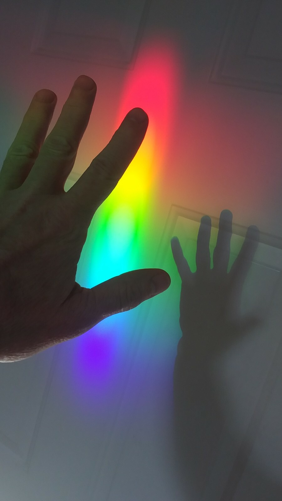 Diffraction Grating Film – Window Suncatcher and Rainbow Maker -18″ x 24″