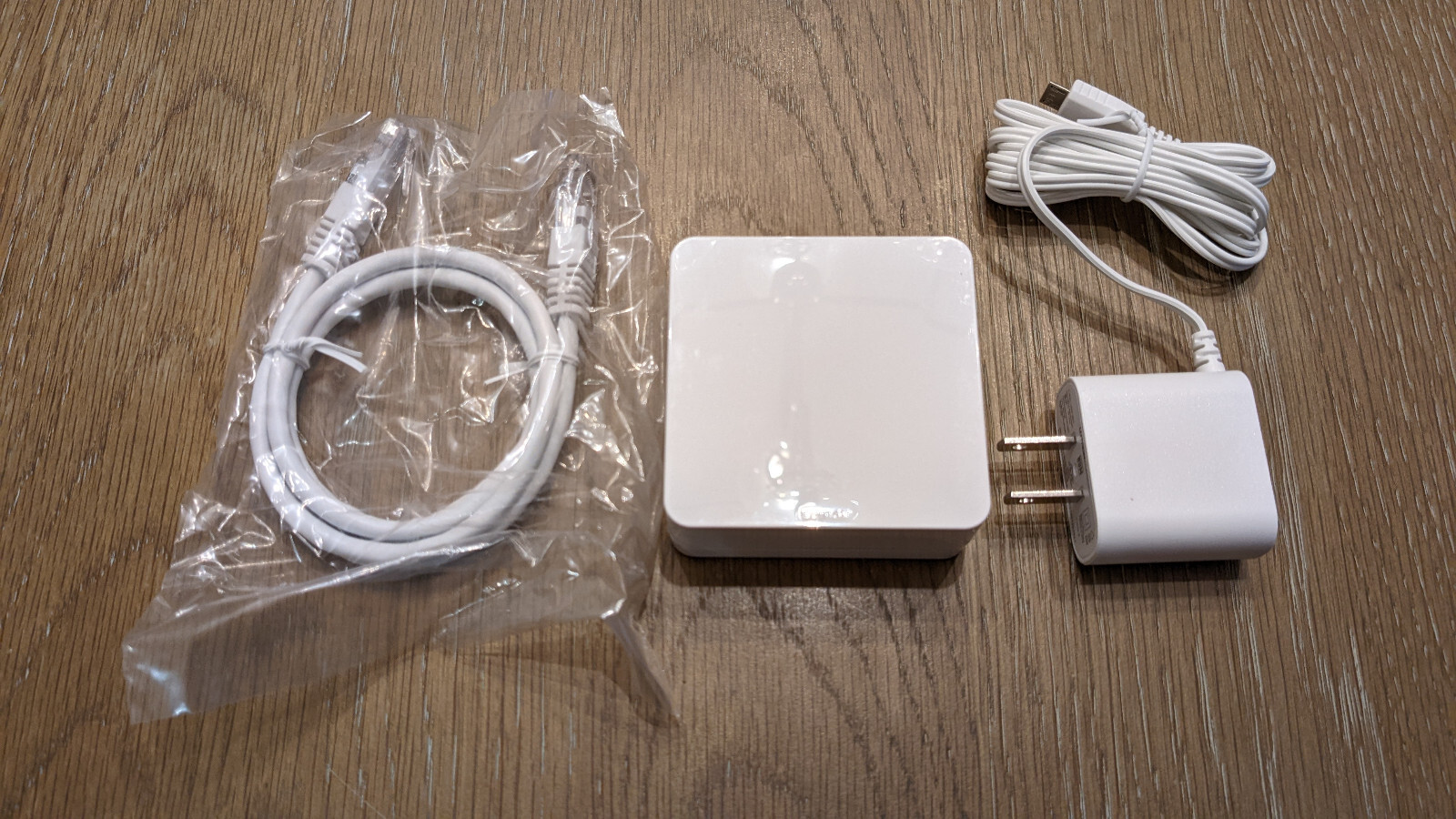 Lutron Caseta Smart Bridge Hub L-BDG2 – NEW, Open Box, FAST SHIP