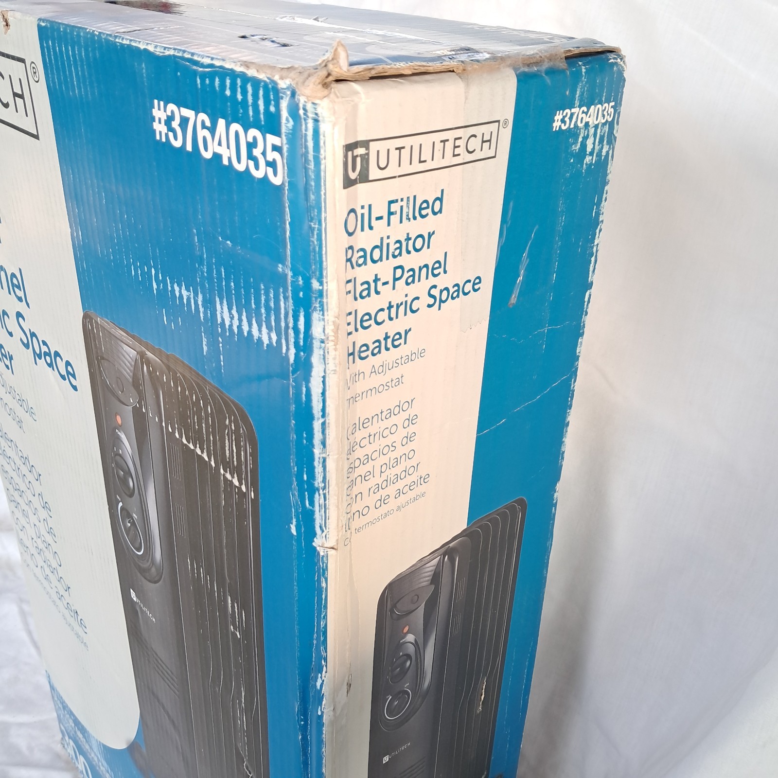Utilitech Oil Filled Radiator Flat Panel Electric Space Heater 3764035 300 Sq Ft