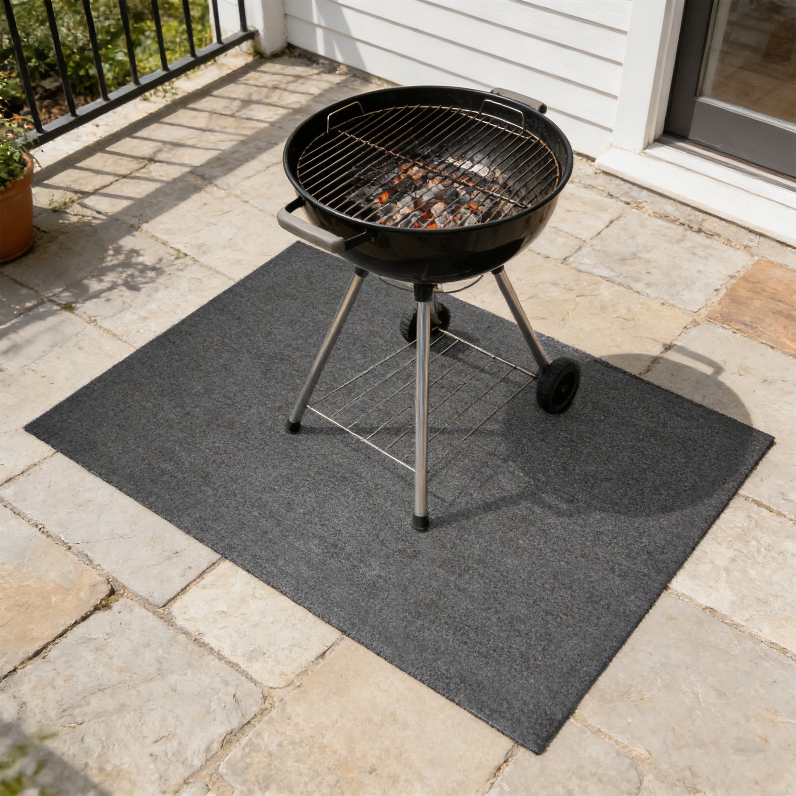 Large Under Grill Mat for Outdoor Grill,Barbecue Mat, Fire-prevention Grill Pad