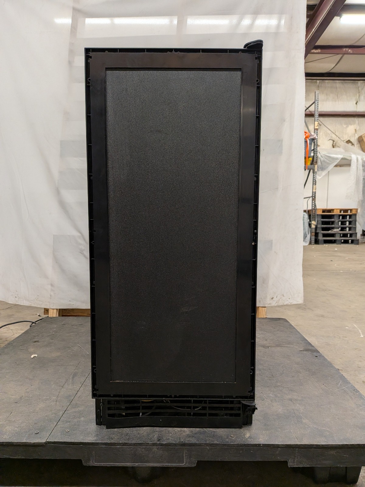 Uline UHCL115-IS01A 15″ – Panel Ready – Cube Ice Maker