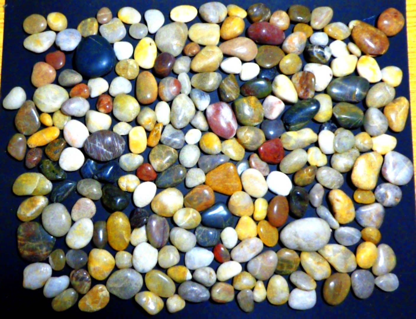 8+ lbs. 1″-3″ Mixed Color Polished Stones Plants/ Filler/Decor/aquarium/crafts
