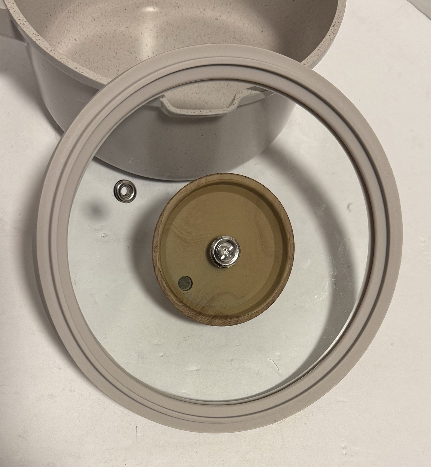 Authentic kitchen Collection 2.05 qt-7.09 In Saucepan Glass lid Tan/Speckle New