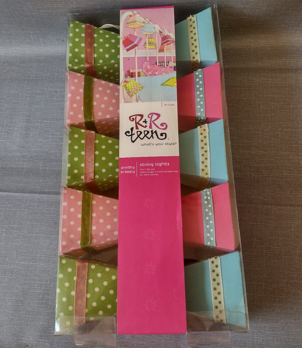 R & R teens Pretty Preppy String Lights 9″ in Length